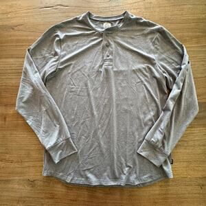 Reef Men's Long Sleeve Henley - Size M